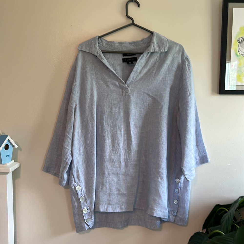 Tahari Linen Tunic with cute button detail